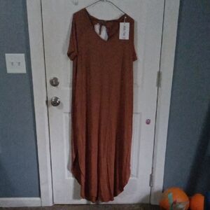 Latched Mama Rust Maxi Dress *NEW*
